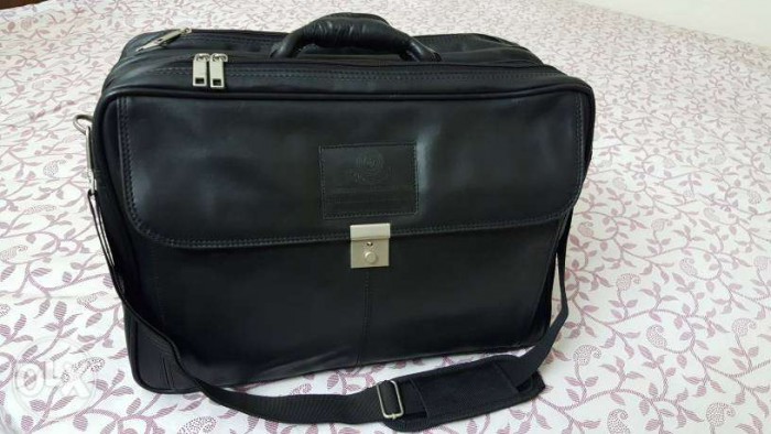 'Overnight-Travel-Bag' cum 'Brief-Case' cum 'Laptop-Bag' | ExBasket